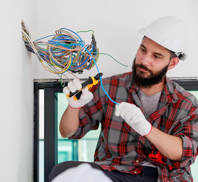 Professional Low Voltage Electrician: Your Local Systems Technician in Plant City, FL