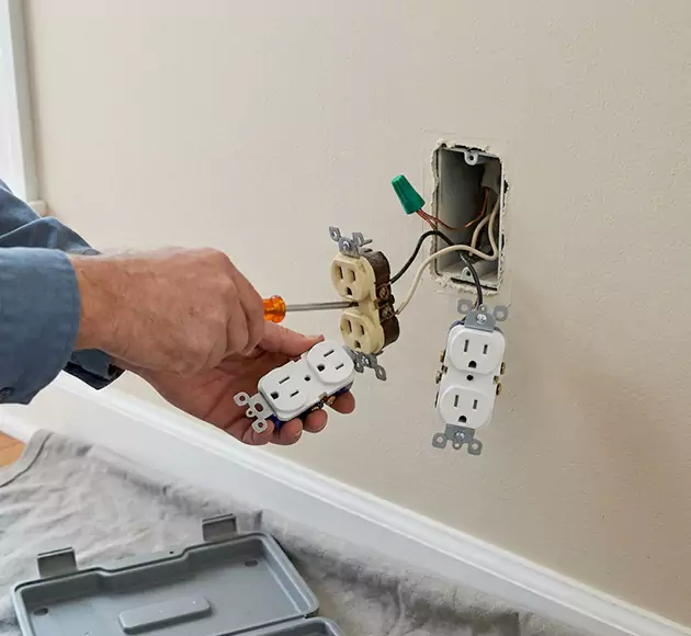 Professional Outlet Replacement: Your Local Swap-Out Team in Plant City, FL